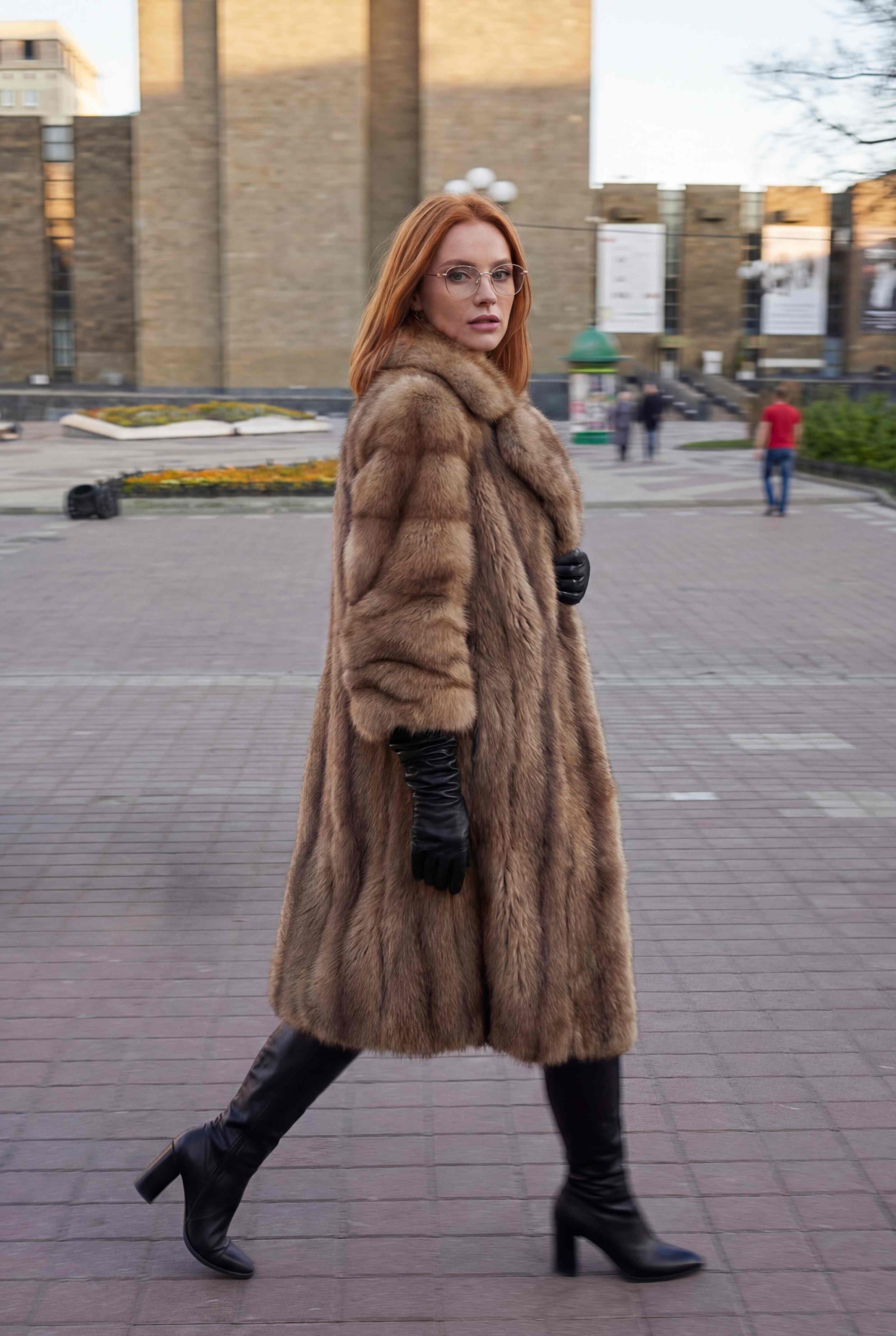 Nina - Sophisticated Urban Fashion